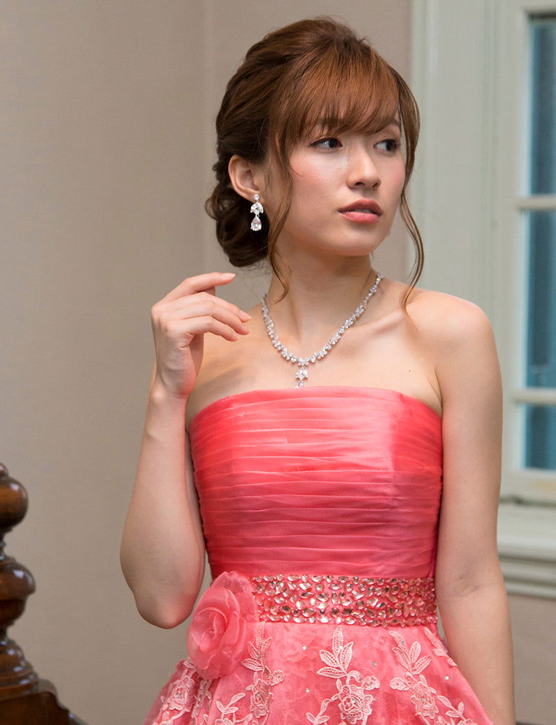 TWEED DRESS(ツイードドレス)のコーラルピンクロングドレス・オーガンジー ｜TH1430-CPKの上半身正面画像です。