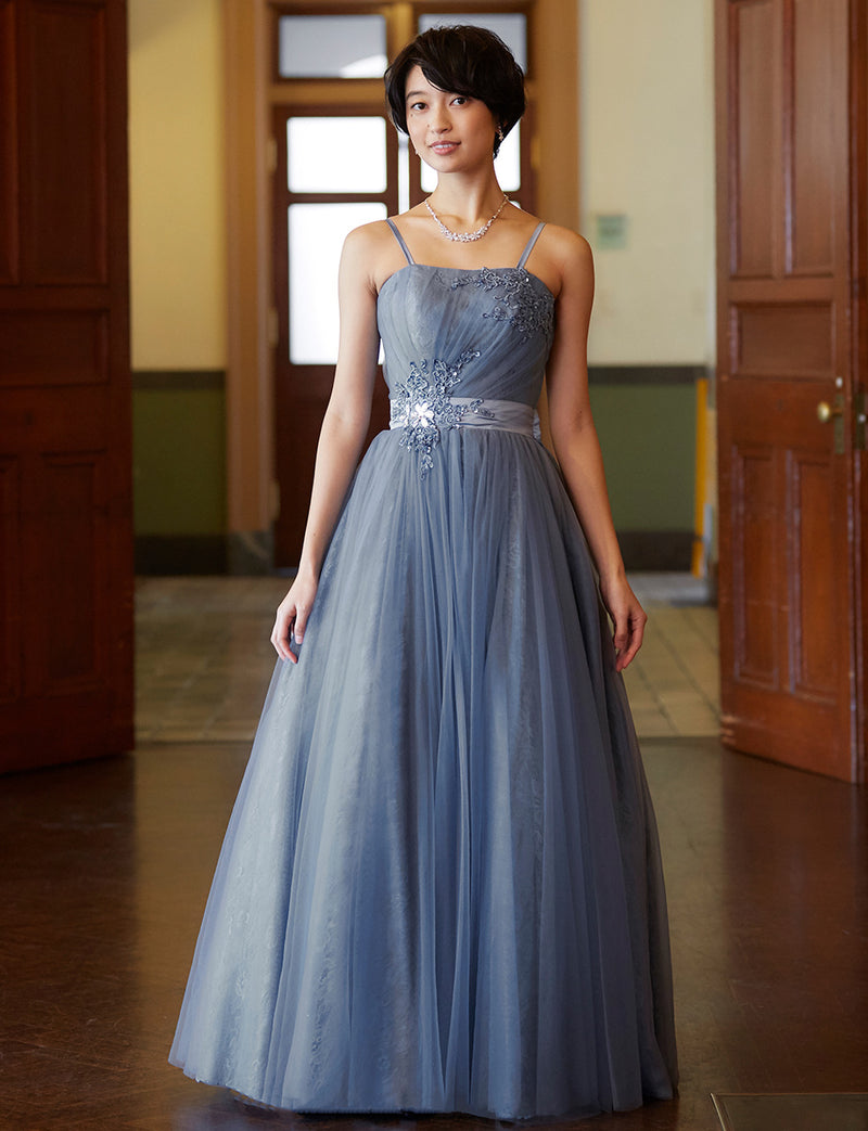 TWEED DRESS(ツイードドレス)のブルーグレーロングドレス・チュール｜TH1454-BLGYの全身正面ストラップ着用画像です。