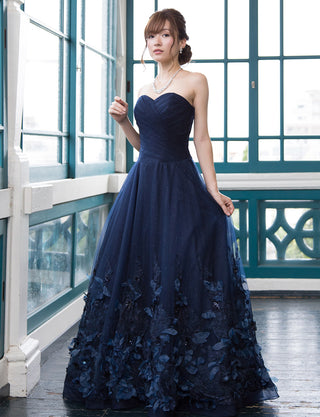 TWEED DRESS(ツイードドレス)のダークネイビーロングドレス・チュール｜TM1684-DNYの全身斜め画像です。