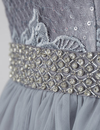 TWEED DRESS(ツイードドレス)のシルバーグレーロングドレス・チュール｜TN2002-SGYのウエストビジュ装飾拡大画像です。