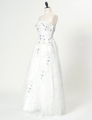 TWEED DRESS(ツイードドレス)のホワイトロングドレス・チュール｜TN2008-WTのトルソー全身斜め画像です。