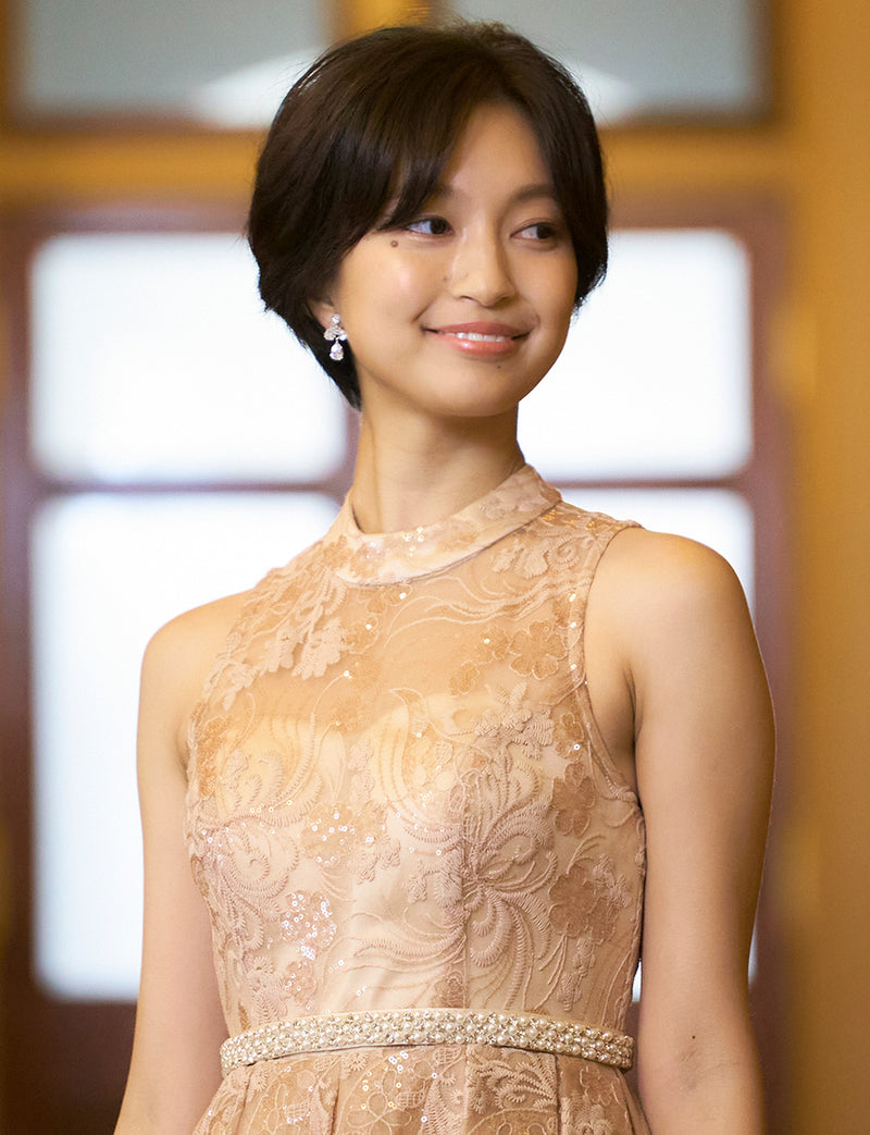 TWEED DRESS(ツイードドレス)のゴールドベージュロングドレス・チュール｜TN2010-GBEGの上半身斜め画像です。