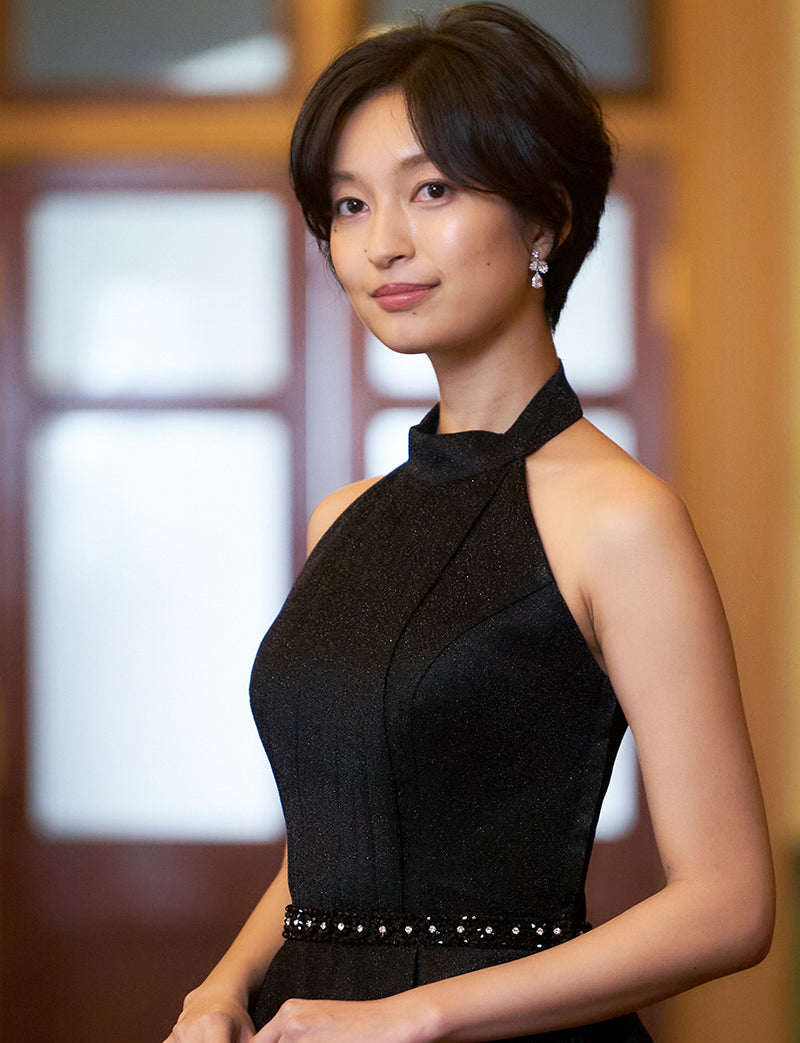 TWEED DRESS(ツイードドレス)のブラックロングドレス・グリッター生地｜TN2013-BKの上半身斜め画像です。