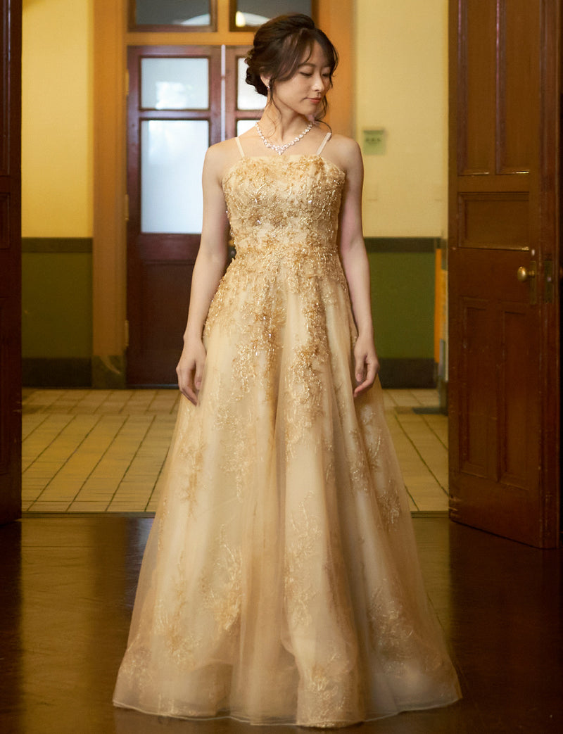TWEED DRESS(ツイードドレス)のゴールドロングドレス・チュール｜TN2015-GDの全身正面ストラップ着用画像です。