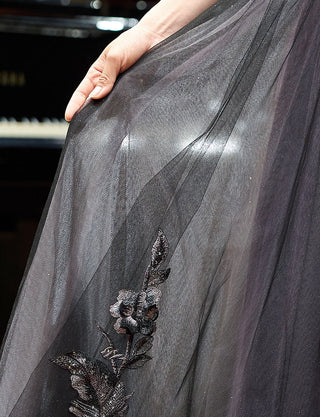 TWEED DRESS(ツイードドレス)のブラックロングドレス・チュール｜TN2019-BKのスカート拡大画像です。
