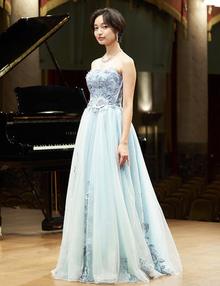 TWEED DRESS(ツイードドレス)のブルーグレーロングドレス・チュール｜TN2019-BLGYの全身斜め画像です。