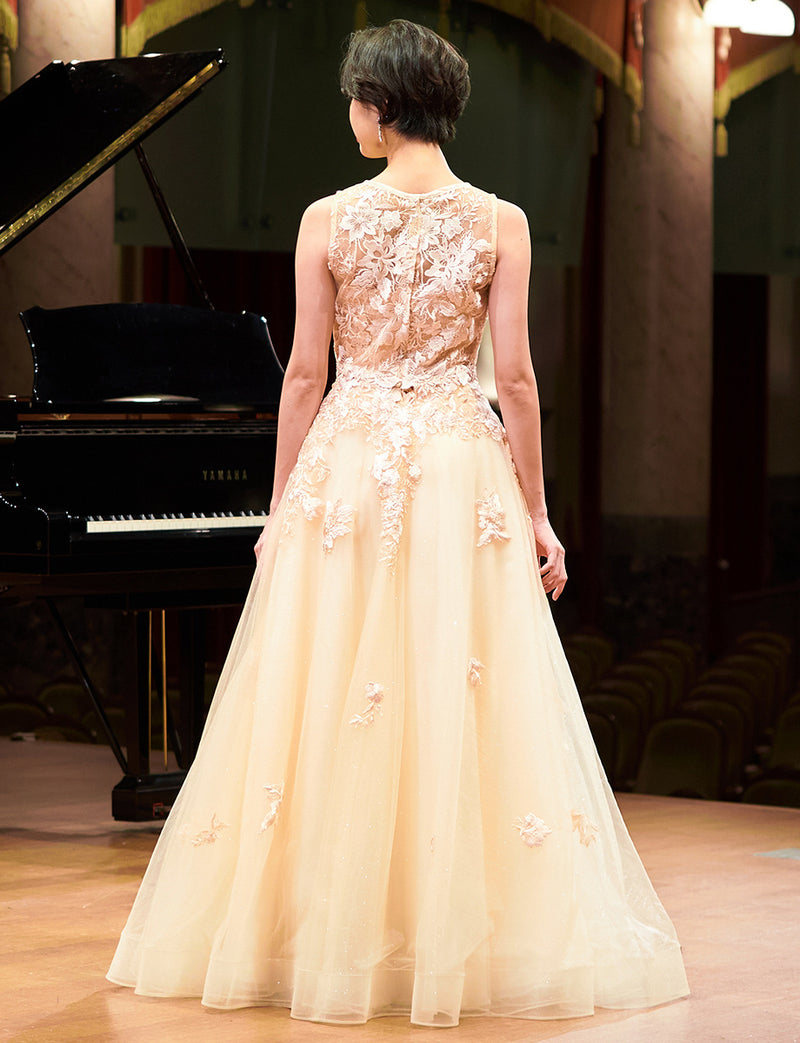 TWEED DRESS(ツイードドレス)のシャンパンゴールドロングドレス・チュール｜TN2020-CGDの全身背面ボレロ画像です。
