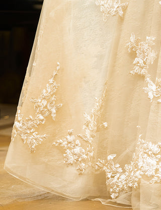 TWEED DRESS(ツイードドレス)のシャンパンゴールドロングドレス・チュール｜TN2024-CGDのスカート裾拡大画像です。