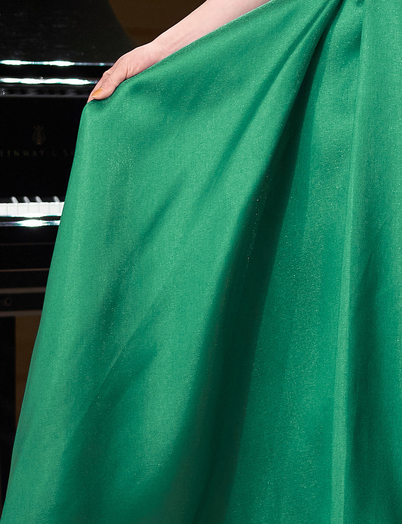 FineFeathers(ファインフェザーズ)のボトルグリーンロングドレス・サテン｜TO2102-BGNのスカート拡大画像です。