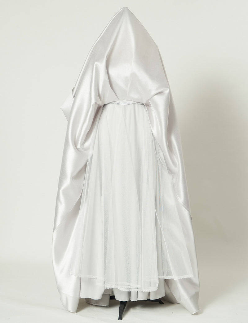 FineFeathers(ファインフェザーズ)のシルバーロングドレス・サテン｜TO2102-SILのスカートパニエ画像です。