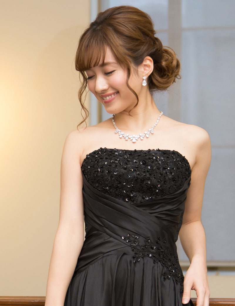 TWEED DRESS(ツイードドレス)のブラックロングドレス・タフタ｜TS1578-BKの上半身正面画像です。