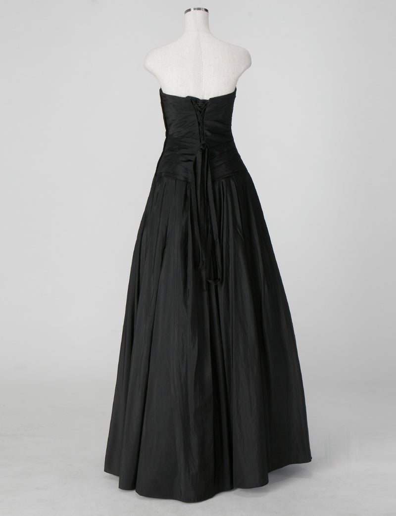 TWEED DRESS(ツイードドレス)のブラックロングドレス・タフタ｜TS1578-BKのトルソー全身背面画像です。