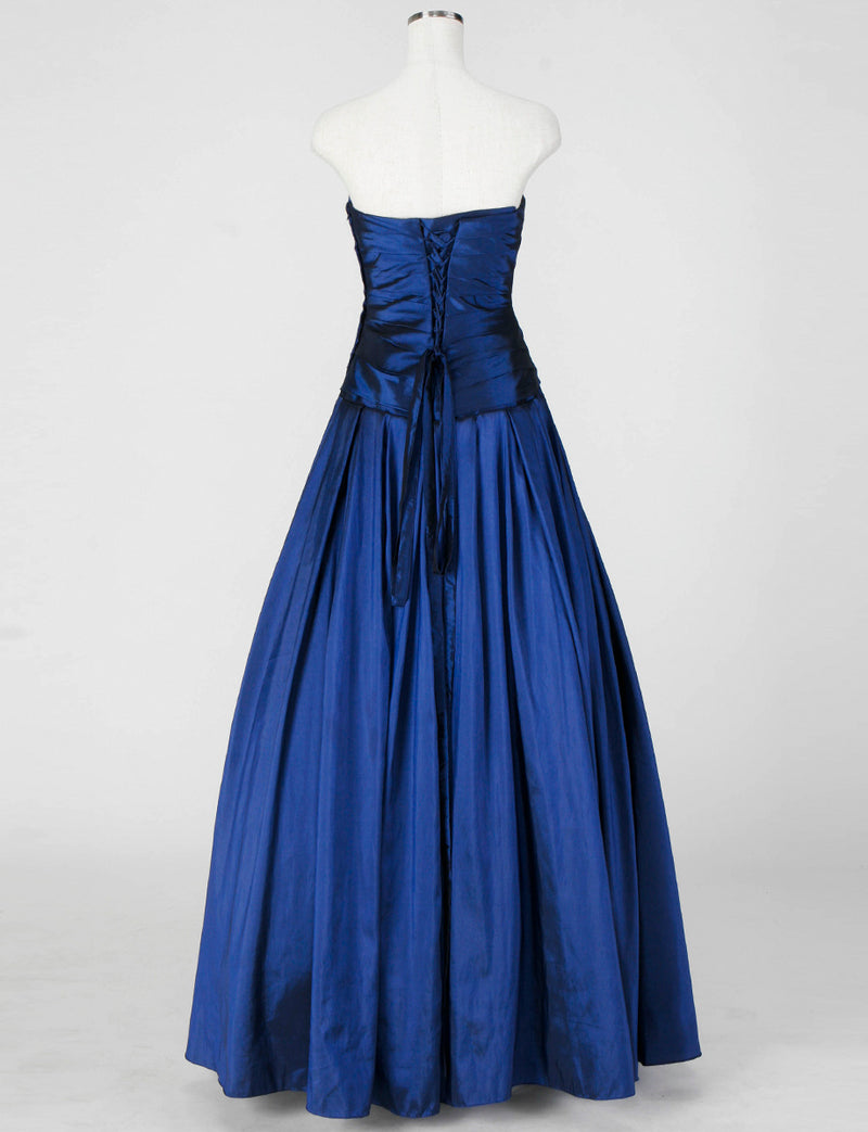 TWEED DRESS(ツイードドレス)のブルーネイビーロングドレス・タフタ｜TS1578-BLNYのトルソー全身背面画像です。