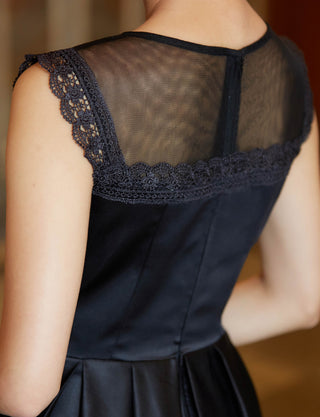 TWEED DRESS(ツイードドレス)のブラックロングドレス・サテン｜TW1908-BKの上半身、肩レース拡大画像です。
