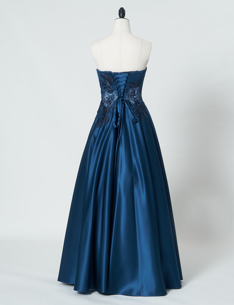 TWEED DRESS(ツイードドレス)のミッドナイトブルーロングドレス・サテン｜TW1914-1-MBLのトルソー全身背面画像です。