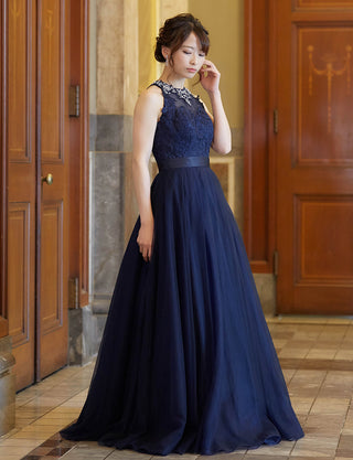 TWEED DRESS(ツイードドレス)のダークネイビーロングドレス・チュール｜TW1918-DNYの全身斜め画像です。
