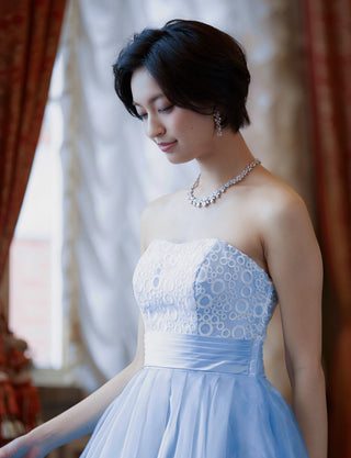 TWEED DRESS(ツイードドレス)のブルーグレーロングドレス・チュール｜TW1919-BLGYの上半身斜め画像です。