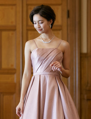 TWEED DRESS(ツイードドレス)のピンクゴールドロングドレス・サテン｜TW1922-PKGDの上半身正面ストラップ着用画像です。