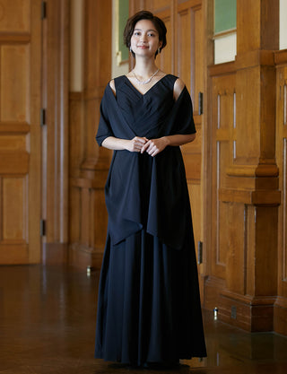 TWEED DRESS(ツイードドレス)のブラックロングドレス・シフォン｜TW1927-1-BKの全身正面ストール着用画像です。